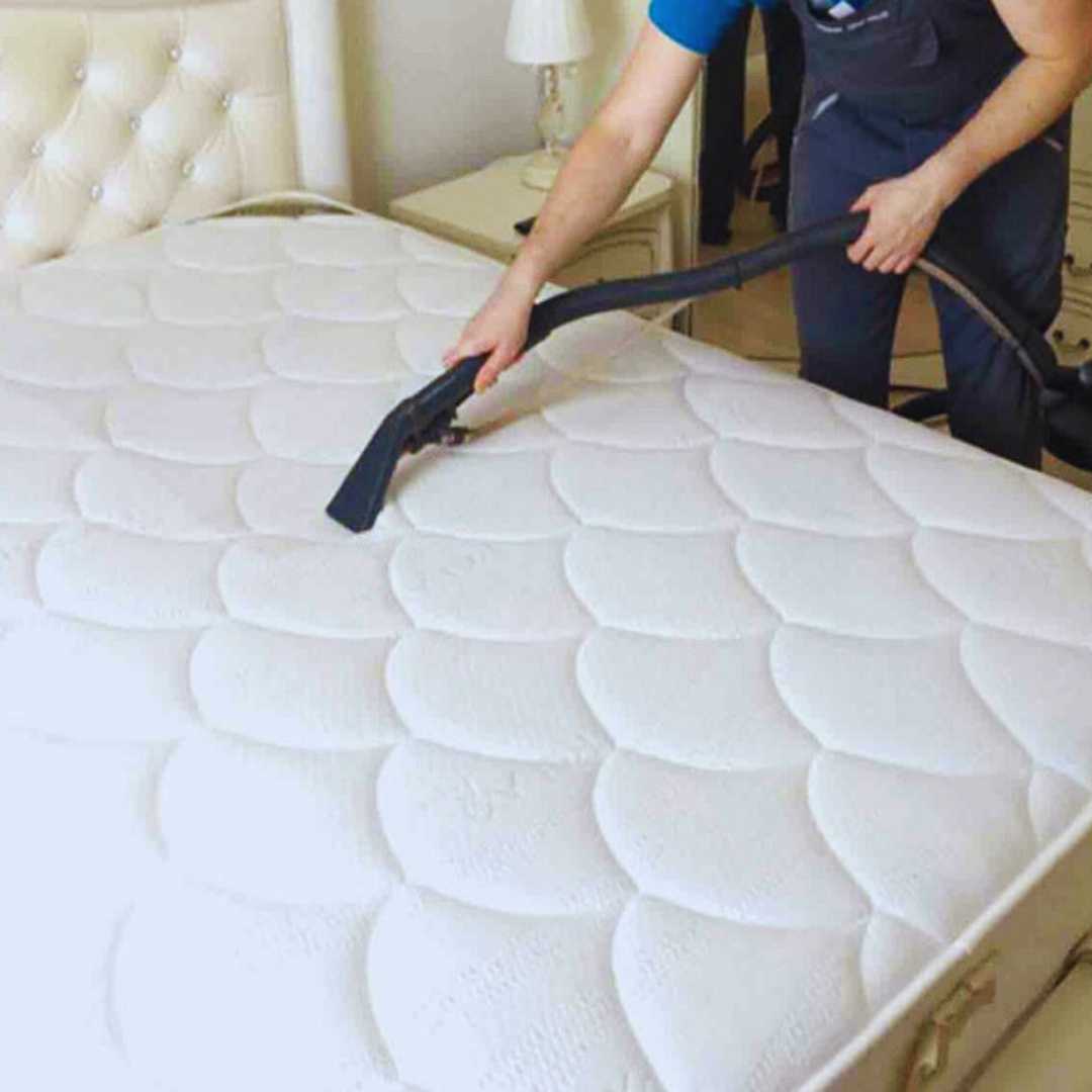 Détachage de matelas : urine, transpiration, sang, auréoles éliminés à Paris